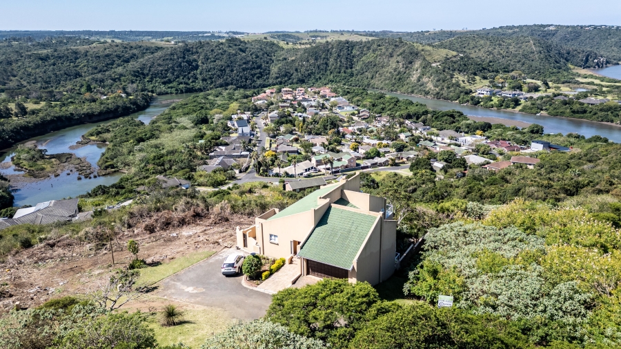 5 Bedroom Property for Sale in Gonubie North Eastern Cape